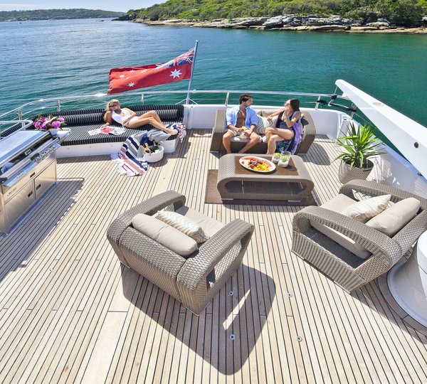 Upper sundeck seating