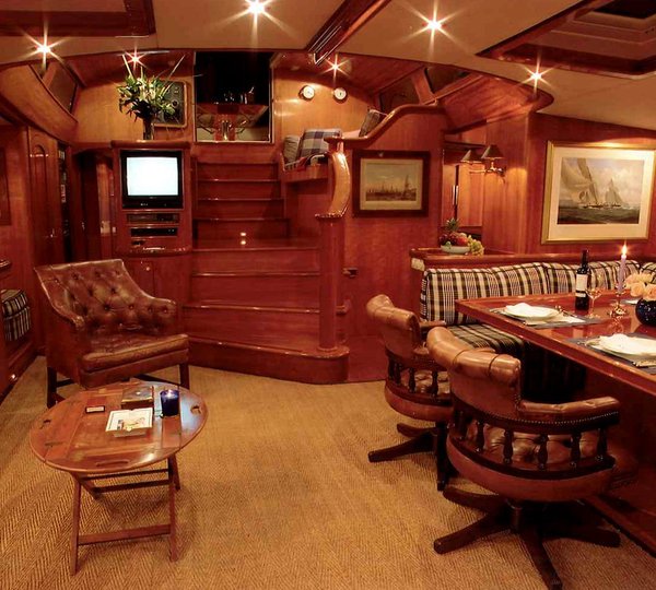 The 32m Yacht BOLERO