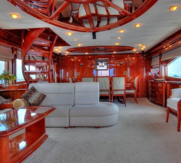 The 32m Yacht DREAM YACHT