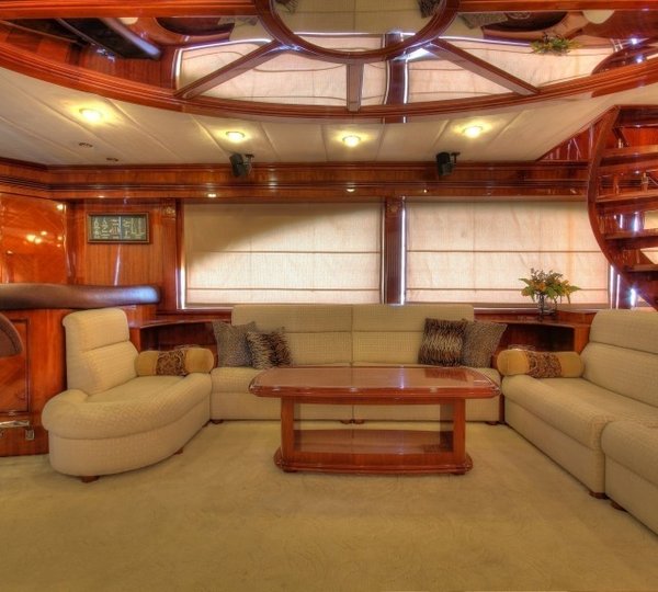 The 32m Yacht DREAM YACHT