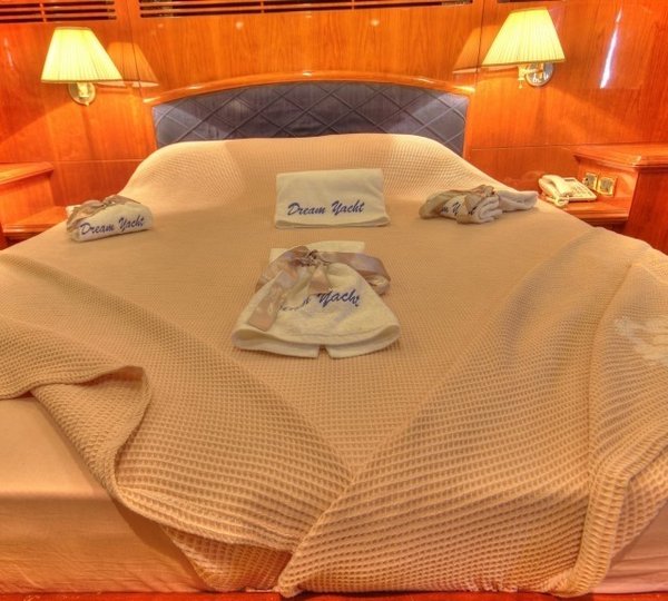 The 32m Yacht DREAM YACHT