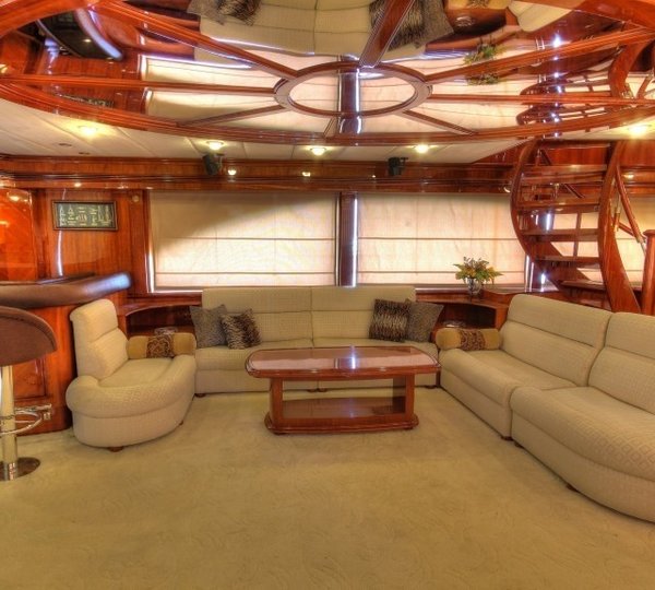 The 32m Yacht DREAM YACHT