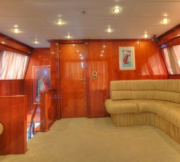 The 32m Yacht DREAM YACHT