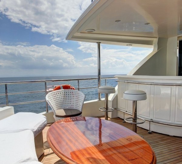 The 32m Yacht DREAM YACHT