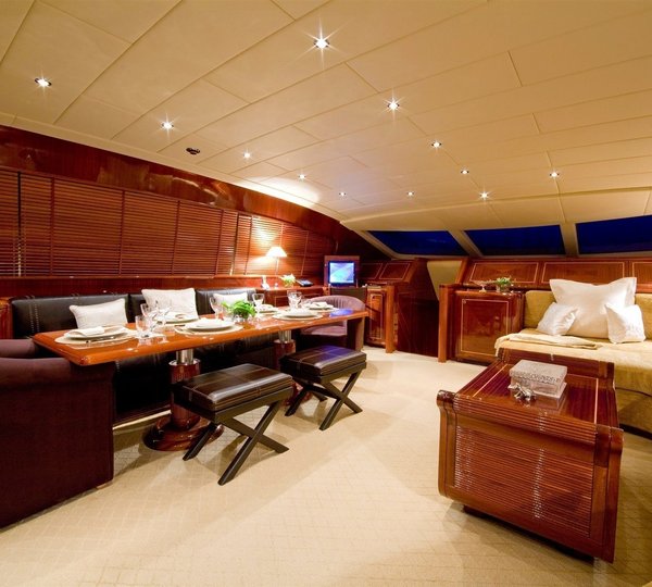 The 32m Yacht HELLS BELLS