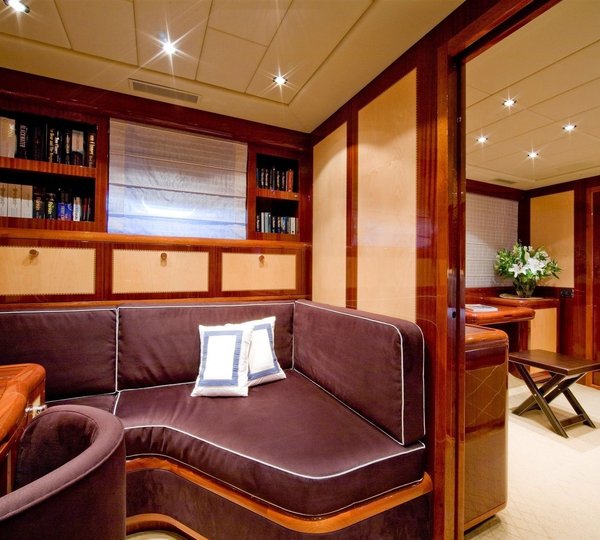 The 32m Yacht HELLS BELLS