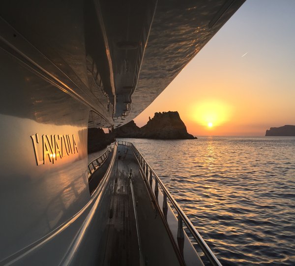 The 32m Yacht LAYAZULA