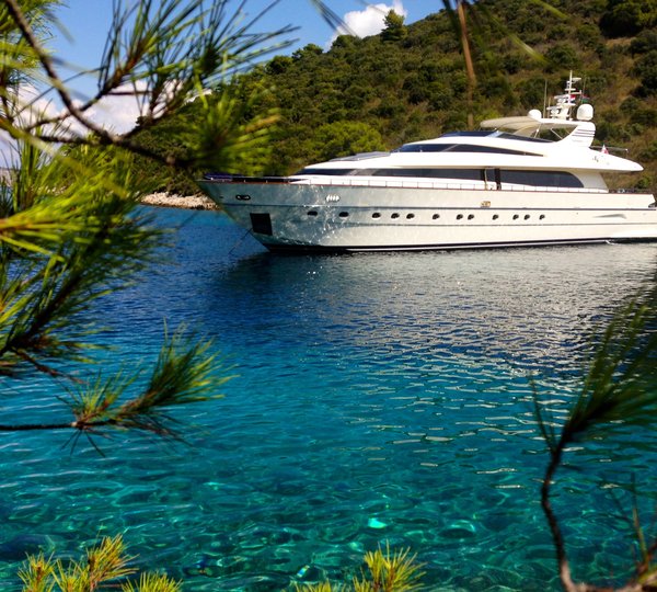 The 32m Yacht LAYAZULA