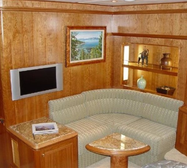 The 32m Yacht MAXIMUS II