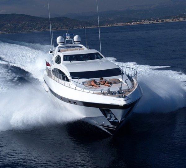 The 32m Yacht SAMIRA