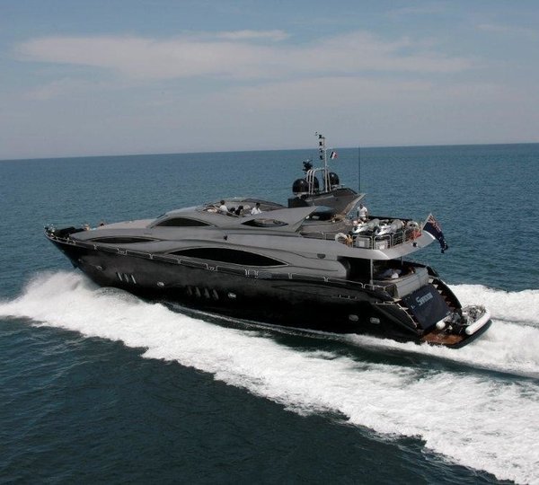 The 32m Yacht SHADOW