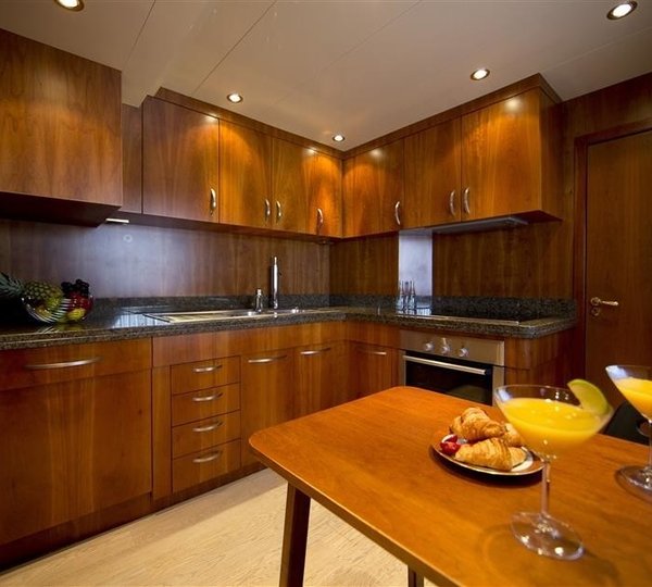 The 33m Yacht MARGHERITA