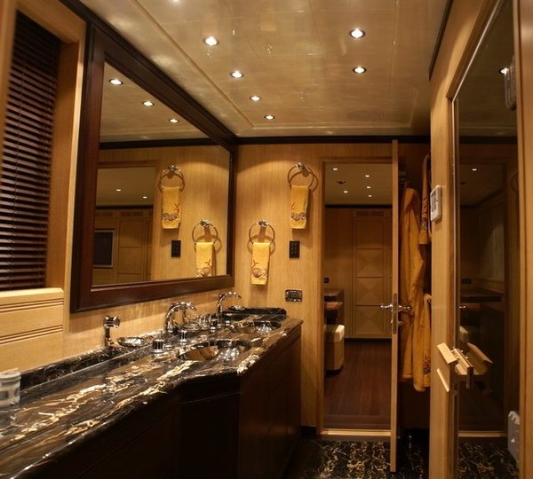 The 33m Yacht MARKAGAIN