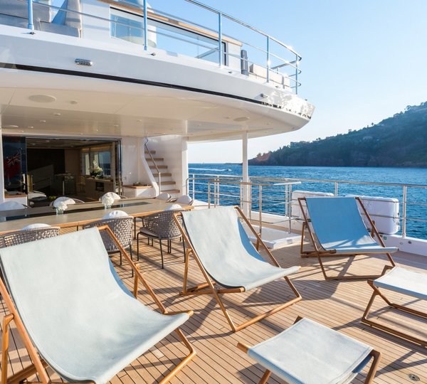 The 33m Yacht NARVALO