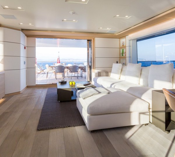 The 33m Yacht NARVALO