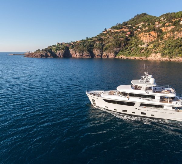 The 33m Yacht NARVALO