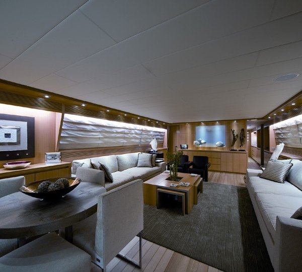 The 33m Yacht RAMINA