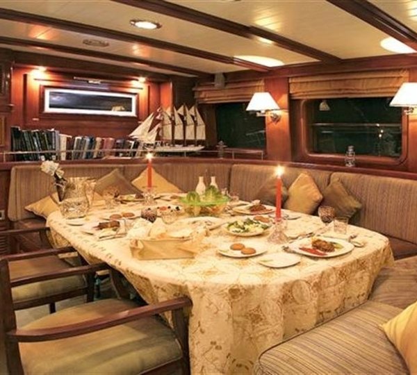 The 33m Yacht SHANTI