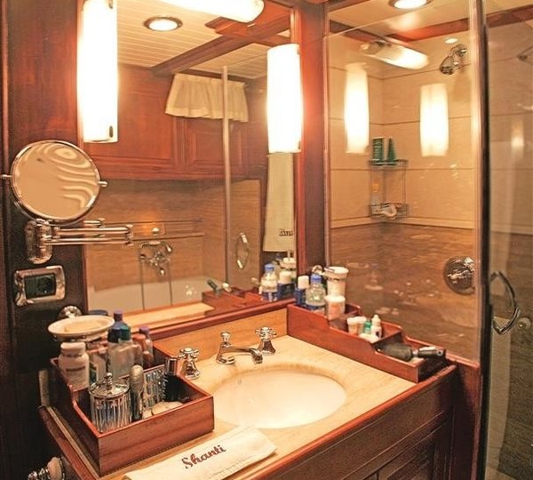 The 33m Yacht SHANTI