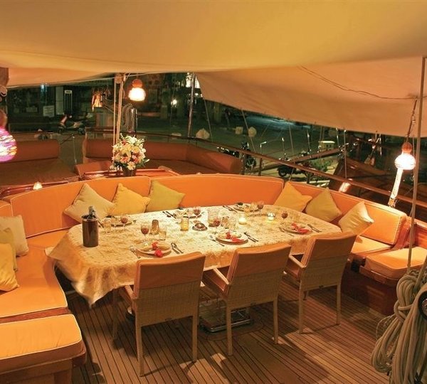 The 33m Yacht SHANTI