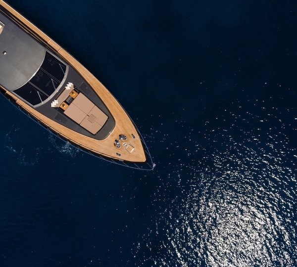 The 34m Yacht SAINT