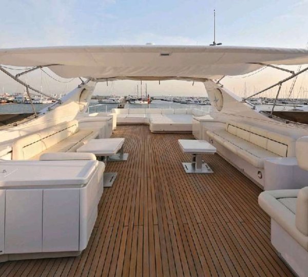 The 34m Yacht SUMMER DREAMS