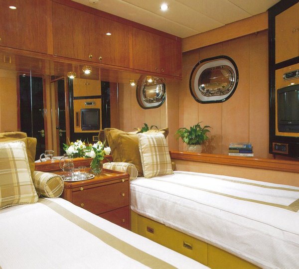 The 35m Yacht MANUTARA