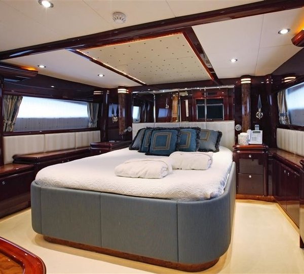 The 35m Yacht MELANYA