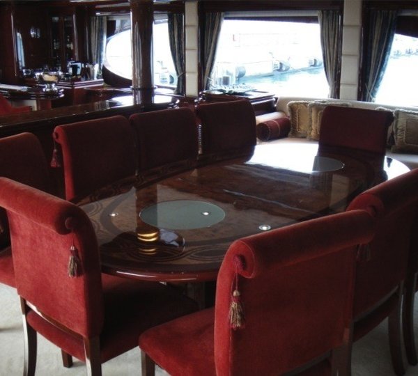 The 35m Yacht MELANYA