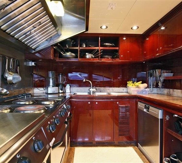 The 35m Yacht MELANYA