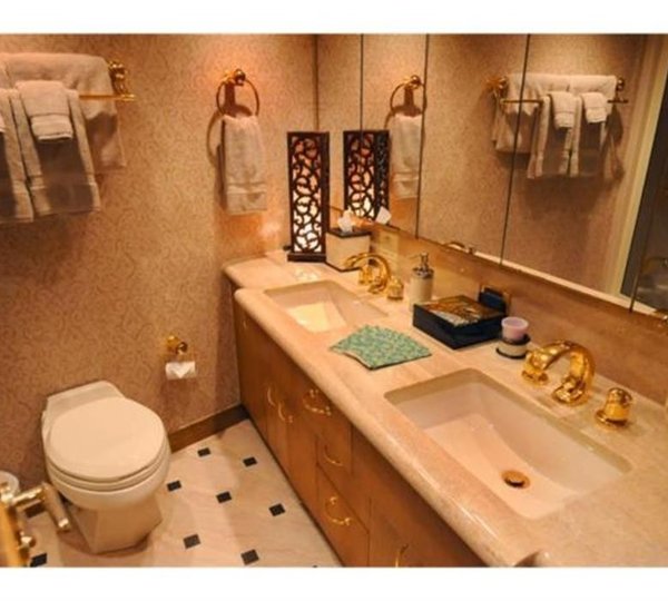 The 36m Yacht LEGENDARY