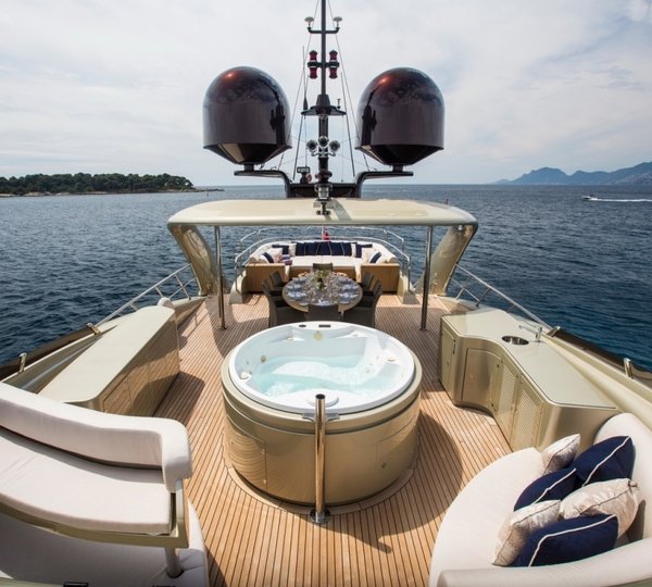 The 36m Yacht MIDNIGHT SUN