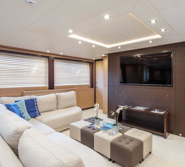 The 36m Yacht MIDNIGHT SUN