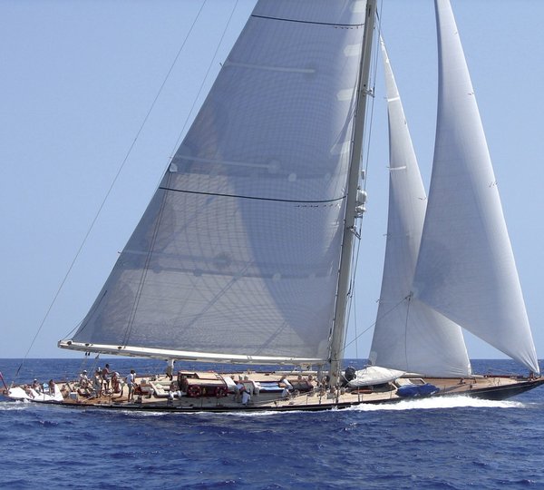 Cruising Under Sail On Board Yacht SHAMROCK V