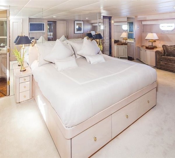 The 36m Yacht SILENT WORLD II