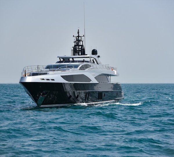 The 37m Yacht GHOST II