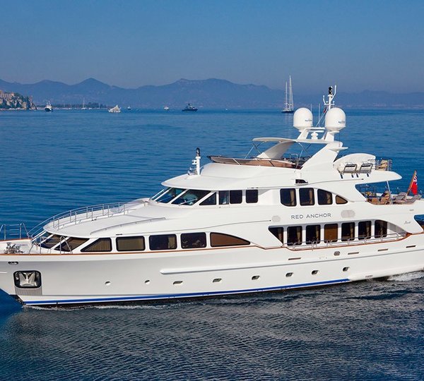The 37m Yacht RED ANCHOR