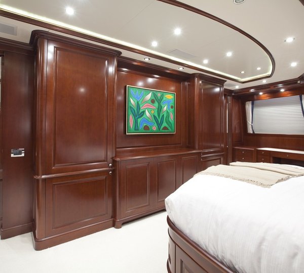 The 37m Yacht RED ANCHOR