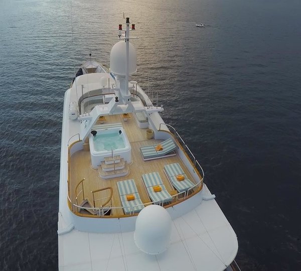 The 38m Yacht CHEETAH MOON