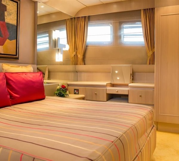 The 38m Yacht CHEETAH MOON