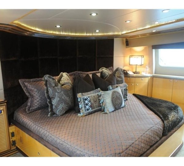 The 38m Yacht IMPULSIVE