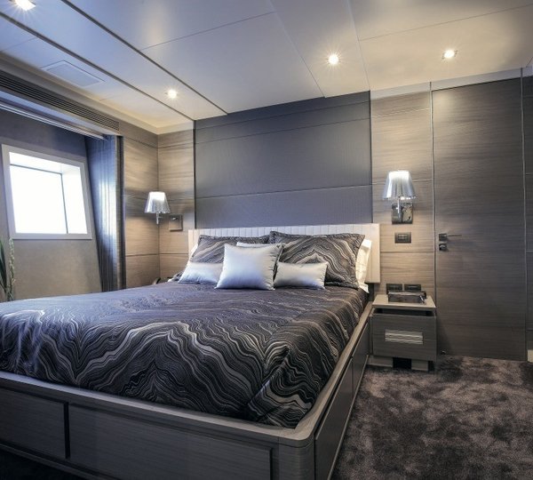 The 38m Yacht IRON MAN