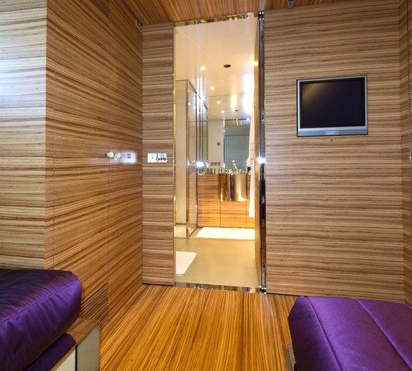 The 38m Yacht MABROUK