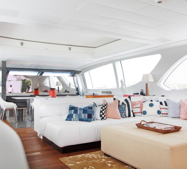 The 39m Yacht BEACHOUSE