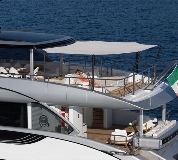 The 39m Yacht JETSETTER