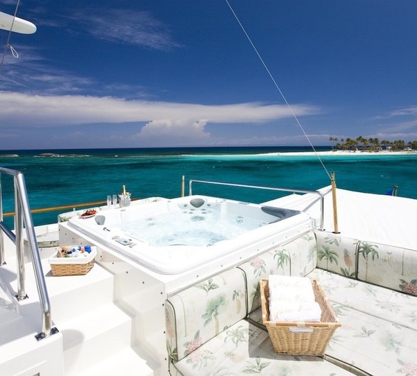 The 39m Yacht MISS ILOILO