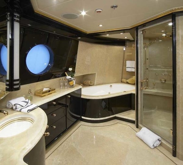 Top Deck Main Master En Suite Aboard Yacht LADY LEILA
