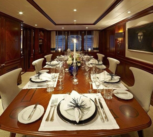 The 40m Yacht SEAFLOWER