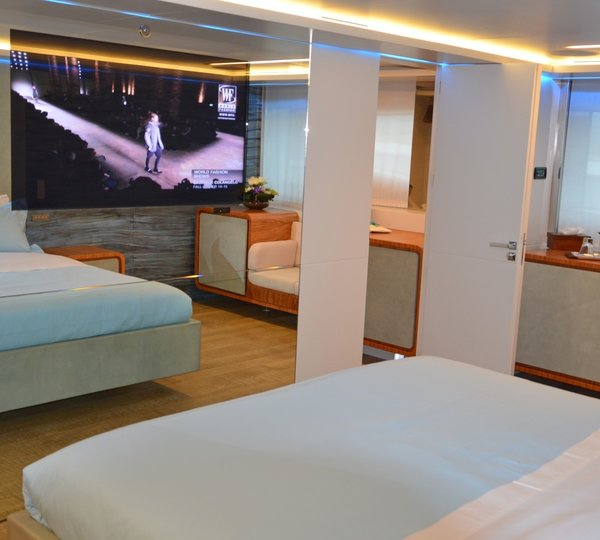 The 41m Yacht BARENTS SEA