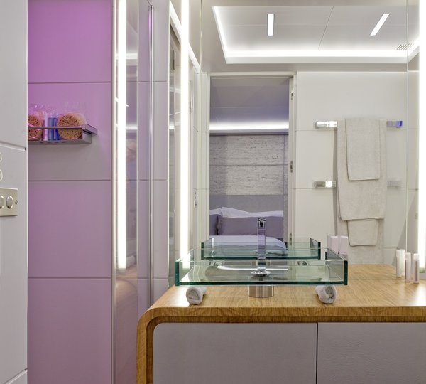 The 41m Yacht BARENTS SEA